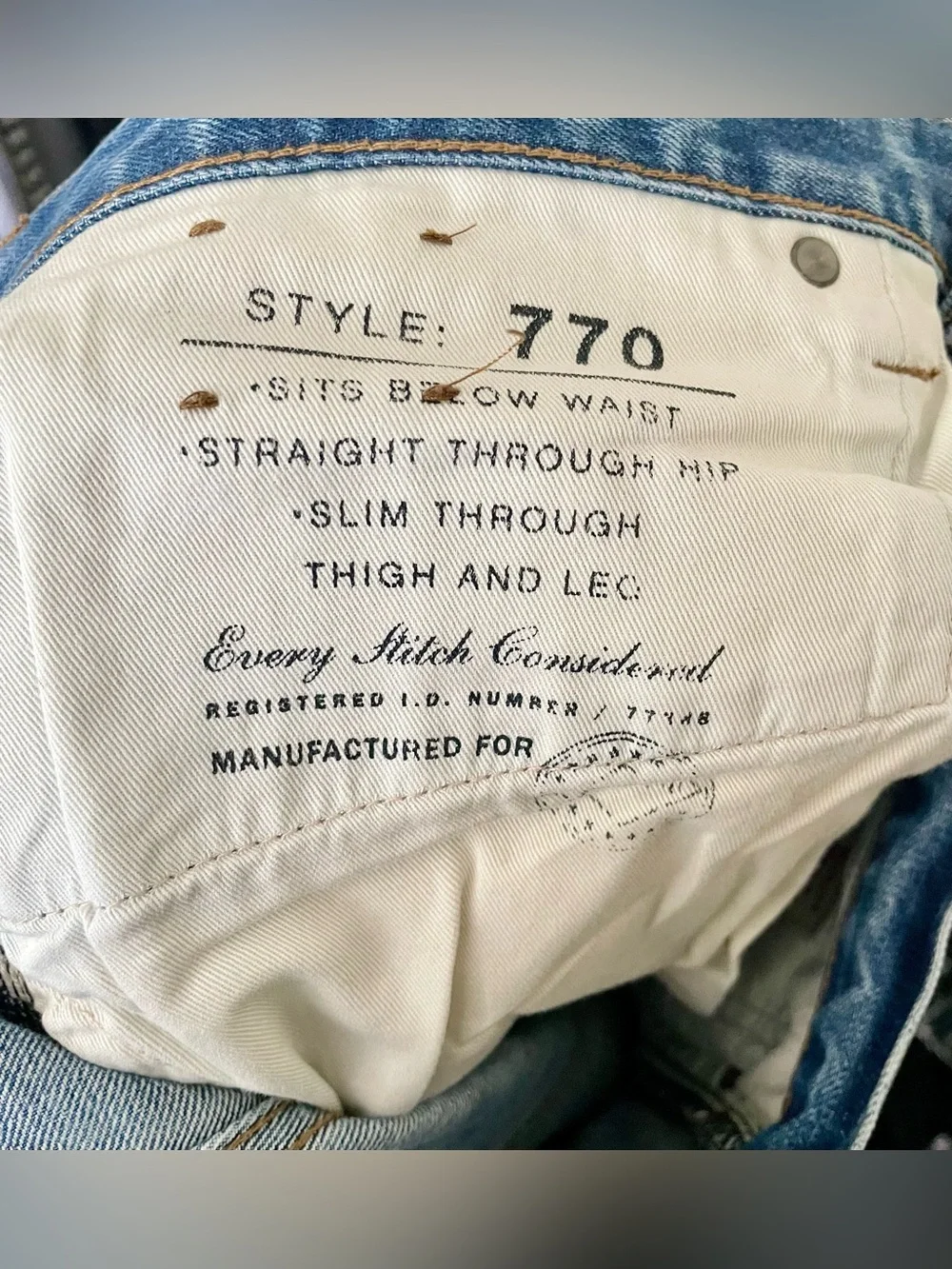 👖 J. Crew Men's Straight Blue Distressed Jeans 👖
